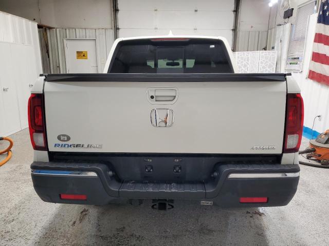 Photo 6 from auction – 2019 HONDA RIDGELINE with VIN 5FPYK3F64KB015414