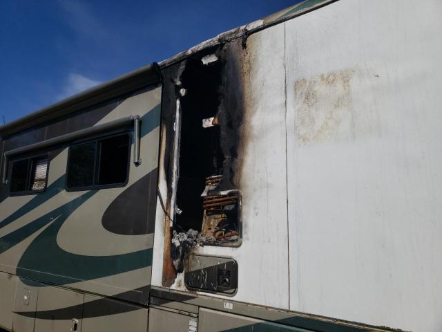 Photo 10 from auction – 2005 MNAC MOTORHOME with VIN 1RF42454052033633