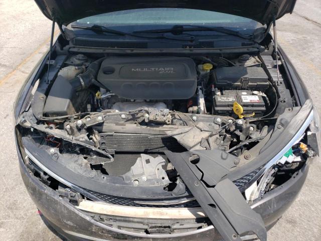 Photo 11 from auction – 2015 CHRYSLER 200 C with VIN 1C3CCCCB1FN527144