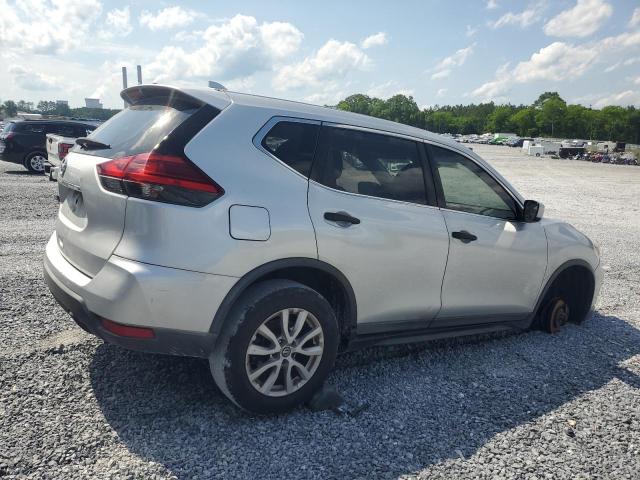 Photo 3 from auction – 2017 NISSAN ROGUE S with VIN KNMAT2MT9HP511401