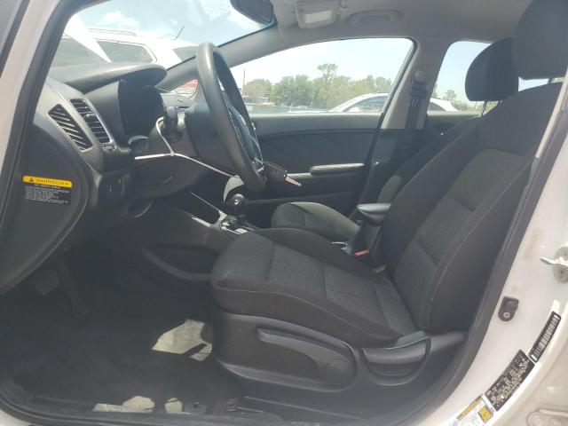 Photo 7 from auction – 2017 KIA FORTE LX with VIN 3KPFK4A78HE085793