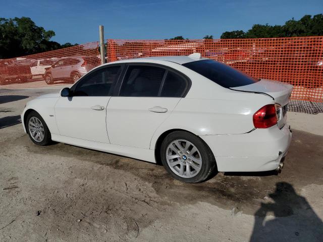Photo 2 from auction – 2007 BMW 328 I with VIN WBAVA33527PV66512