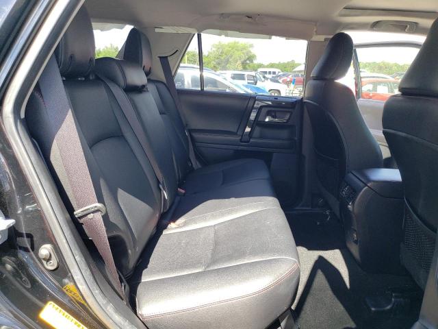 Photo 11 from auction – 2018 TOYOTA 4RUNNER SR with VIN JTEBU5JRXJ5515188