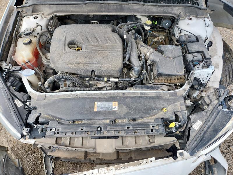 Photo 11 from auction – 2016 FORD FUSION SE with VIN 3FA6P0HDXGR186384