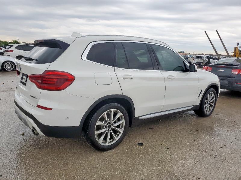 Photo 3 from auction – 2019 BMW X3 SDRIVE3 with VIN 5UXTR7C58KLR53297