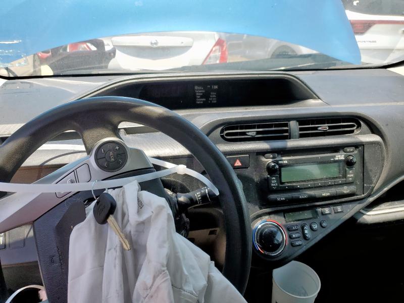 Photo 8 from auction – 2014 TOYOTA PRIUS C with VIN JTDKDTB36E1564713
