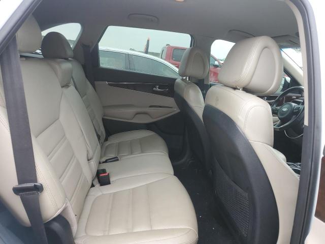 Photo 11 from auction – 2016 KIA SORENTO EX with VIN 5XYPH4A52GG125241