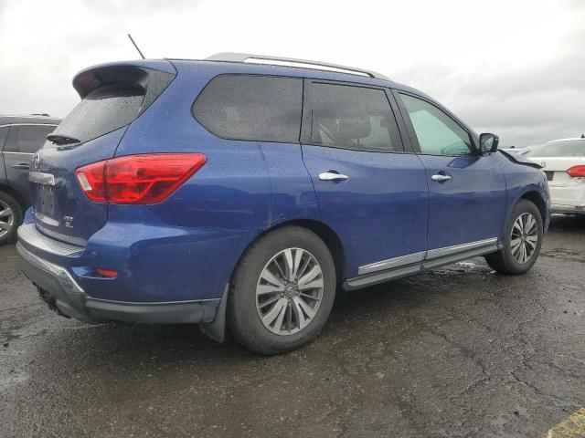 Photo 3 from auction – 2017 NISSAN PATHFINDER with VIN 5N1DR2MM7HC611732