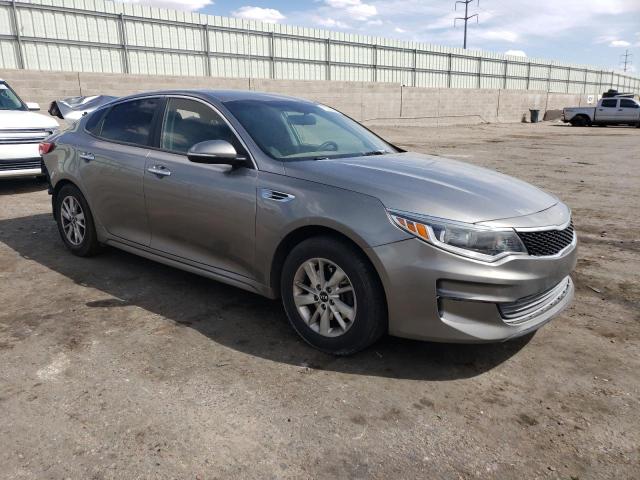 Photo 4 from auction – 2017 KIA OPTIMA with VIN 5XXGT4L38HG129004