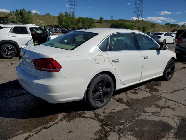 Photo 3 from auction – 2012 VOLKSWAGEN PASSAT SE with VIN 1VWBP7A36CC038905