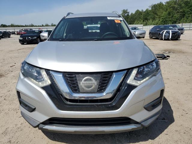 Photo 5 from auction – 2017 NISSAN ROGUE S with VIN KNMAT2MT0HP610866
