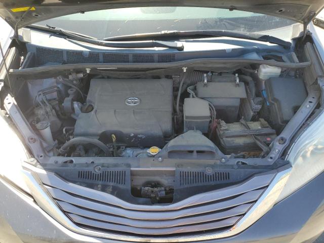 Photo 12 from auction – 2015 TOYOTA SIENNA LE with VIN 5TDKK3DC1FS631211