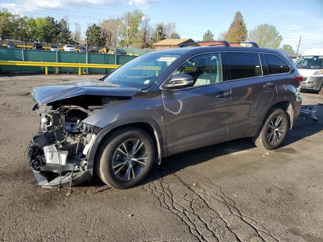 TOYOTA HIGHLANDER 2018 with VIN 5TDBZRFH6JS817777 - Photo from auction
