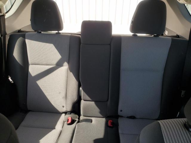 Photo 10 from auction – 2015 TOYOTA RAV4 LE with VIN JTMZFREV9FJ044127