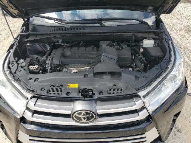 Photo 12 from auction – 2019 TOYOTA HIGHLANDER with VIN 5TDZARFH9KS050143