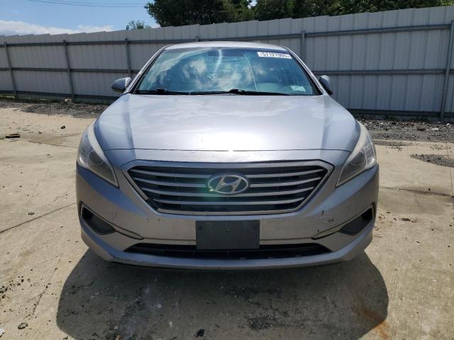 Photo 5 from auction – 2017 HYUNDAI SONATA SE with VIN 5NPE24AF8HH504479