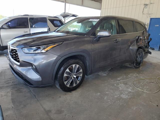 TOYOTA HIGHLANDER 2021 with VIN 5TDGZRAH5MS063420 - Photo from auction