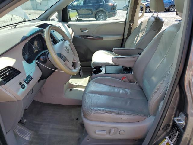 Photo 7 from auction – 2012 TOYOTA SIENNA XLE with VIN 5TDYK3DC6CS218030