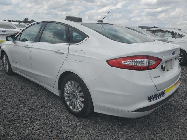 Photo 2 from auction – 2015 FORD FUSION with VIN 3FA6P0LU2FR120143
