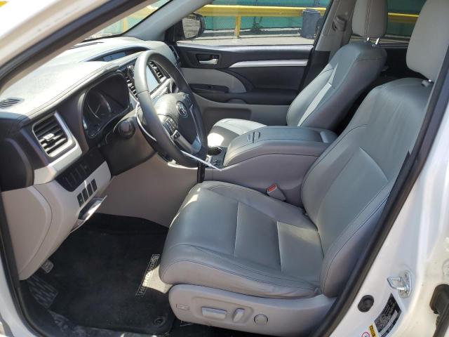 Photo 7 from auction – 2016 TOYOTA HIGHLANDER XLE with VIN 5TDJKRFH0GS258574
