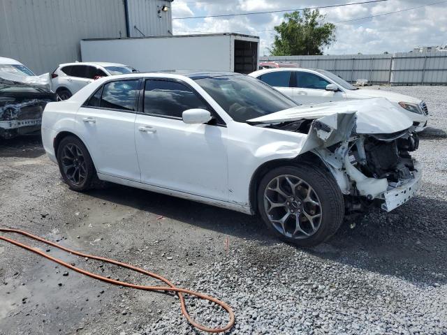 Photo 4 from auction – 2017 CHRYSLER 300 S with VIN 2C3CCABG8HH507549