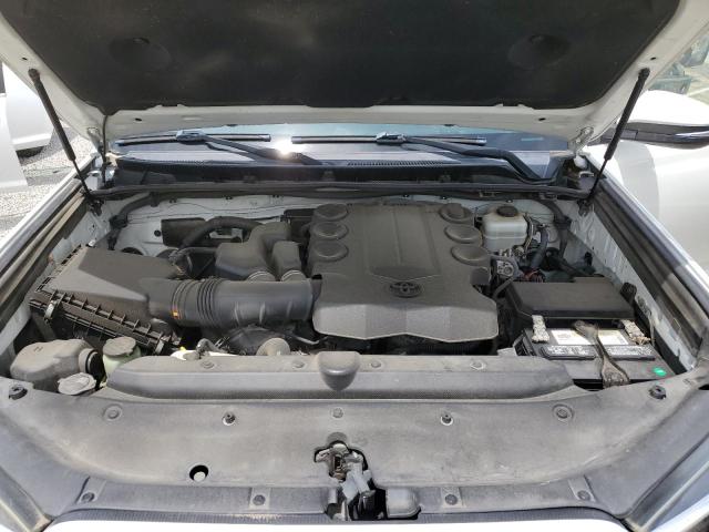 Photo 12 from auction – 2015 TOYOTA 4RUNNER SR with VIN JTEBU5JR9F5207260