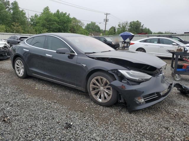 Photo 4 from auction – 2018 TESLA MODEL S with VIN 5YJSA1E25JF285805