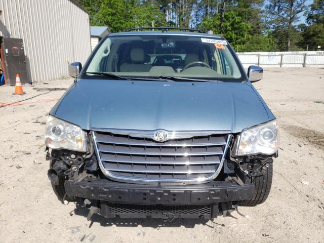 Photo 5 from auction – 2010 CHRYSLER TOWN & COU with VIN 2A4RR6DX3AR151746