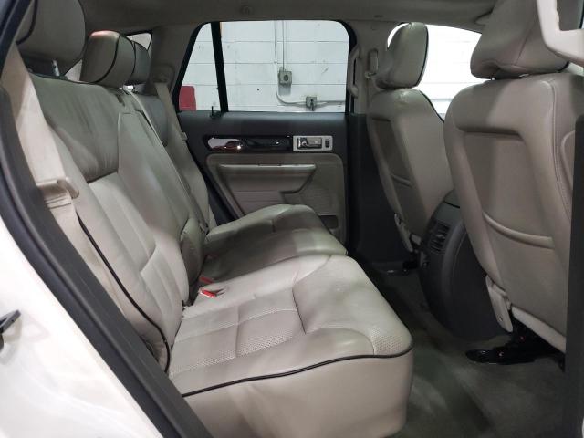 Photo 11 from auction – 2008 LINCOLN MKX with VIN 2LMDU88C68BJ38574