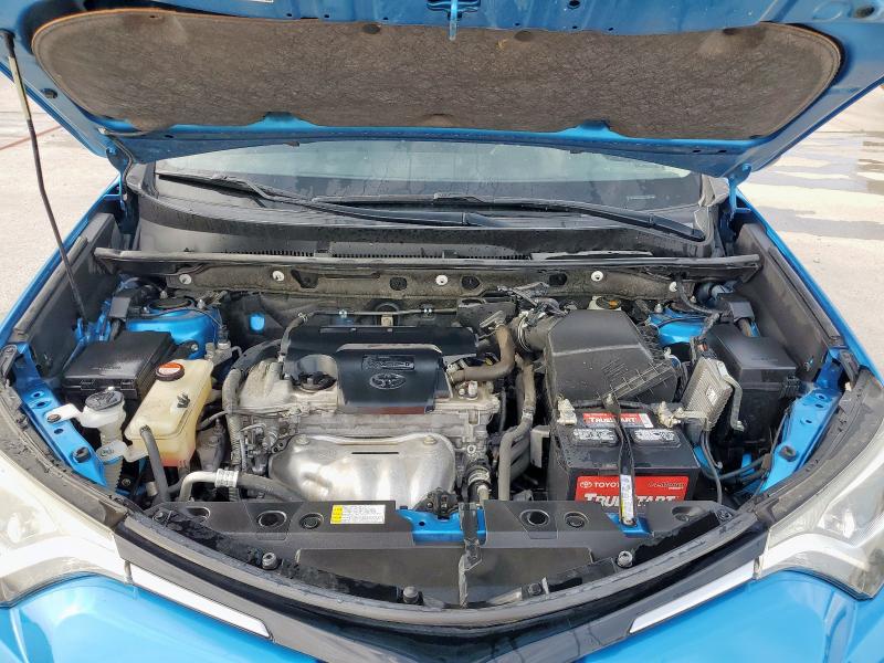 Photo 12 from auction – 2016 TOYOTA RAV4 LE with VIN JTMZFREV0GD085309