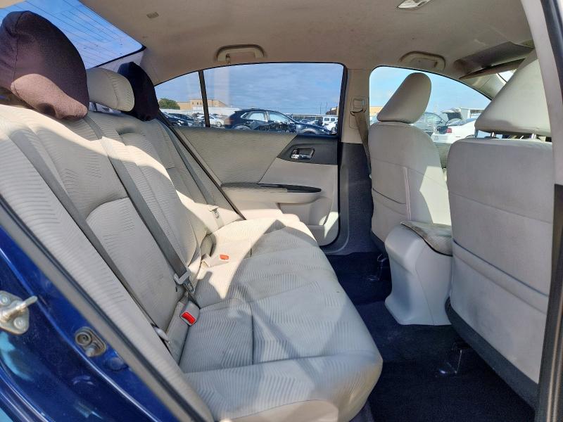Photo 10 from auction – 2015 HONDA ACCORD LX with VIN 1HGCR2F35FA093067