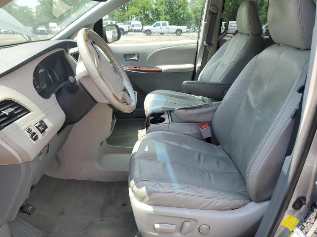 Photo 7 from auction – 2011 TOYOTA SIENNA XLE with VIN 5TDYK3DC8BS142423