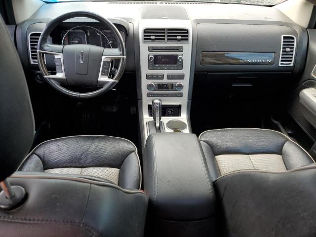 Photo 8 from auction – 2008 LINCOLN MKX with VIN 2LMDU88C18BJ09595