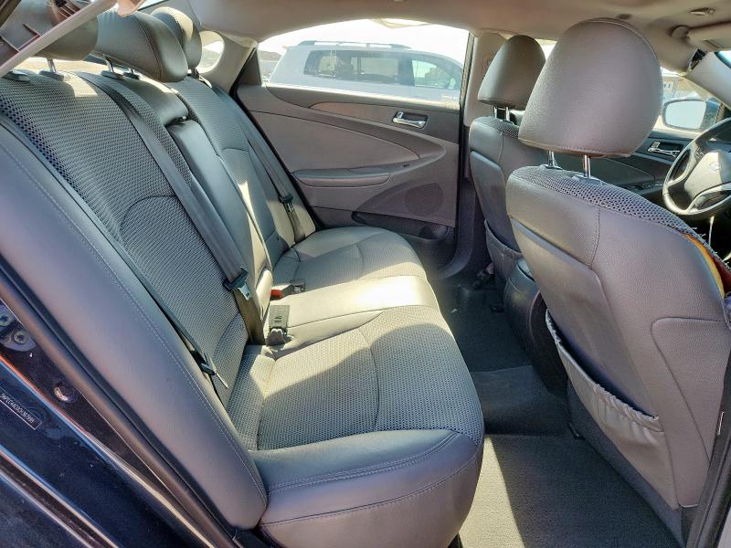 Photo 10 from auction – 2012 HYUNDAI SONATA SE with VIN 5NPEC4AC0CH367999