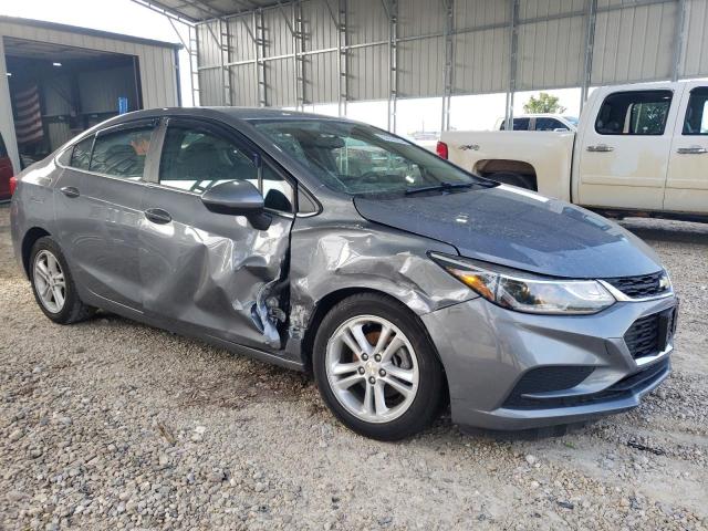 Photo 4 from auction – 2018 CHEVROLET CRUZE LT with VIN 1G1BE5SM7J7210331