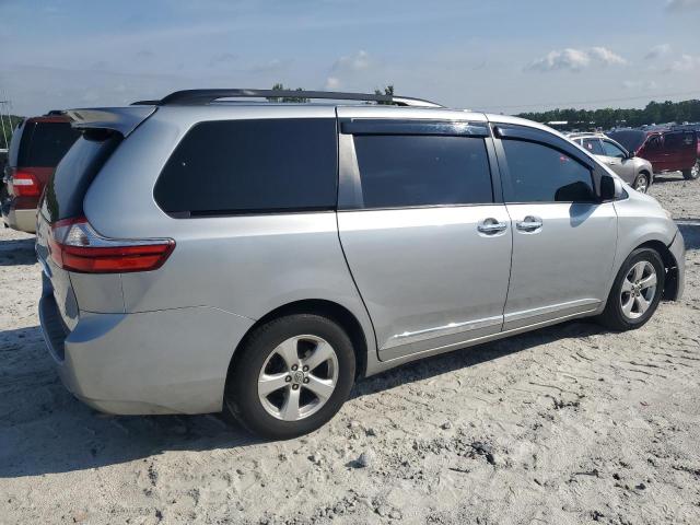 Photo 3 from auction – 2015 TOYOTA SIENNA LE with VIN 5TDKK3DC7FS608399