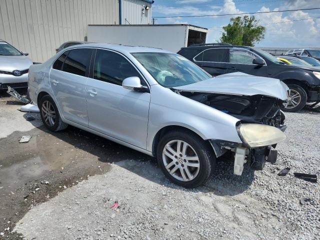 Photo 4 from auction – 2007 VOLKSWAGEN JETTA WOLF with VIN 3VWEF71K57M189021