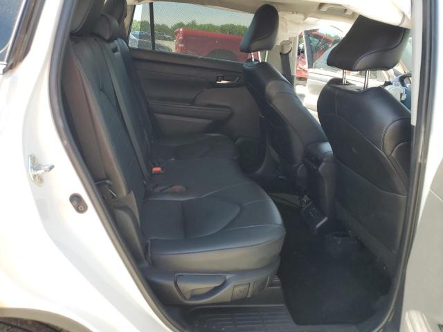 Photo 11 from auction – 2022 TOYOTA HIGHLANDER with VIN 5TDGZRAH1NS538983