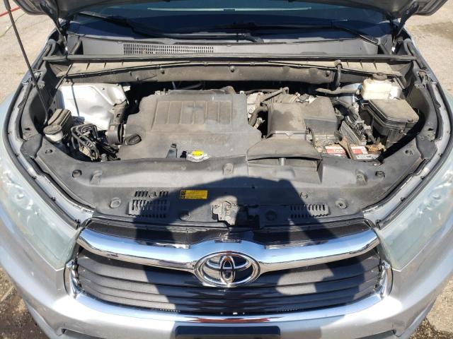 Photo 12 from auction – 2015 TOYOTA HIGHLANDER with VIN 5TDBKRFH0FS144559