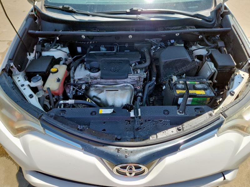 Photo 12 from auction – 2016 TOYOTA RAV4 XLE with VIN 2T3RFREV1GW432066