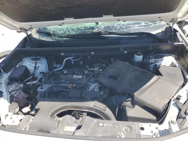 Photo 12 from auction – 2020 TOYOTA RAV4 XLE with VIN 2T3W1RFV5LC083652