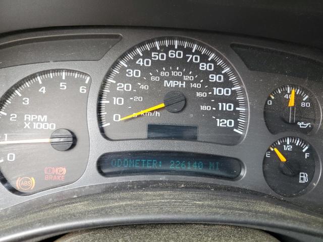 Photo 9 from auction – 2004 CHEVROLET SILVERADO with VIN 2GCEC19TX41409424