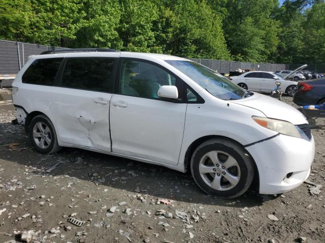 Photo 4 from auction – 2014 TOYOTA SIENNA LE with VIN 5TDKK3DC0ES460126