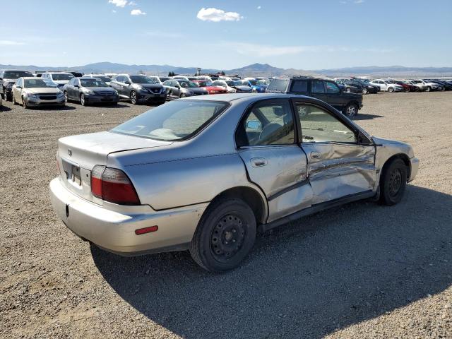 Photo 3 from auction – 1997 HONDA ACCORD with VIN JHMCD5631VC015840