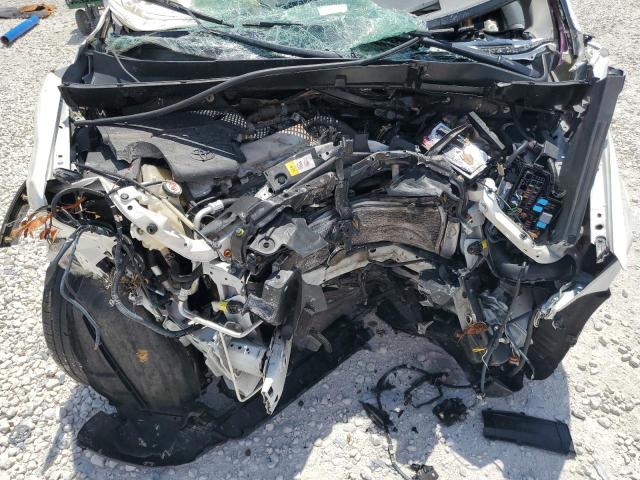 Photo 12 from auction – 2017 TOYOTA RAV4 XLE with VIN JTMWFREV3HJ101945
