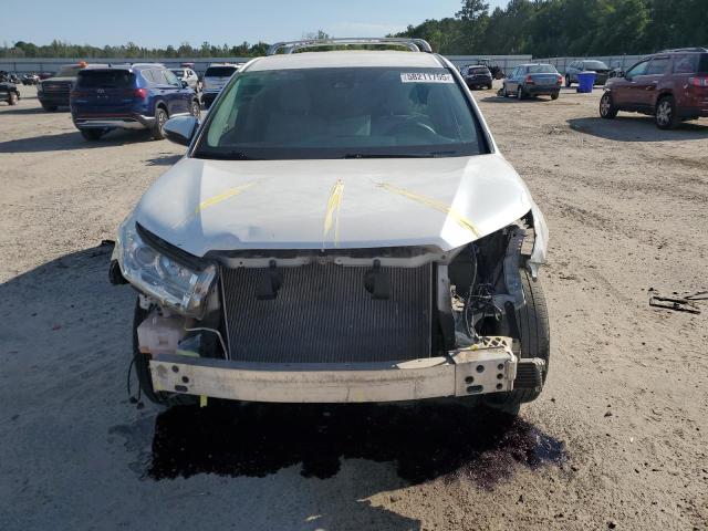 Photo 5 from auction – 2019 TOYOTA HIGHLANDER with VIN 5TDBZRFH0KS747341