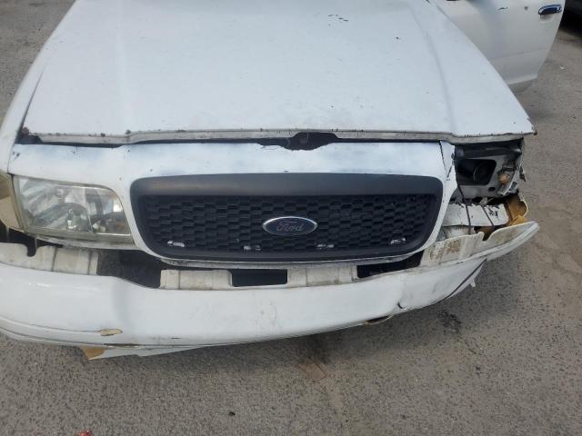 Photo 11 from auction – 2003 FORD CROWN VICT with VIN 2FAFP73W43X158805