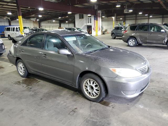 Photo 4 from auction – 2005 TOYOTA CAMRY LE with VIN 4T1BE30K85U528569