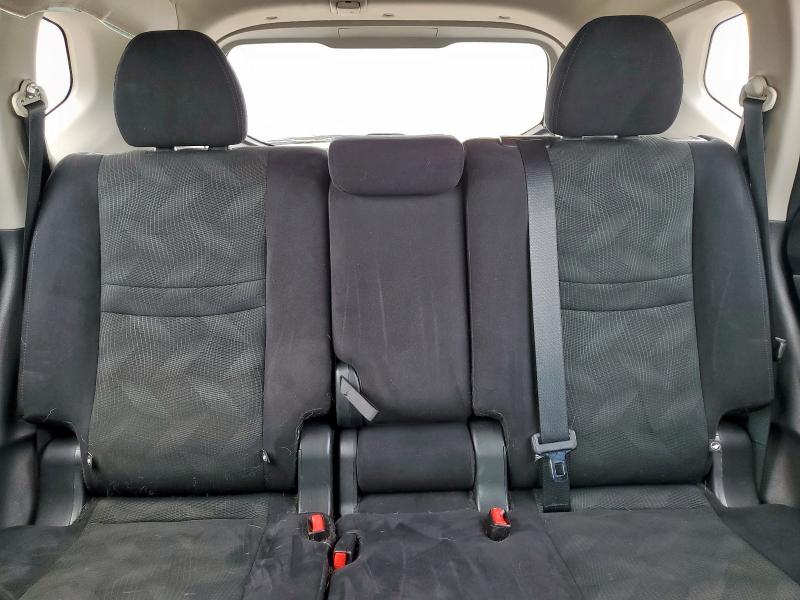 Photo 10 from auction – 2016 NISSAN ROGUE S with VIN 5N1AT2MT1GC745128