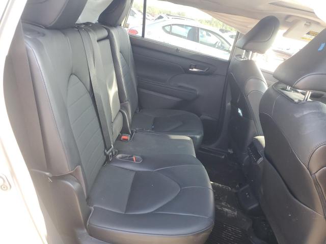 Photo 11 from auction – 2021 TOYOTA HIGHLANDER with VIN 5TDGBRCH1MS518698